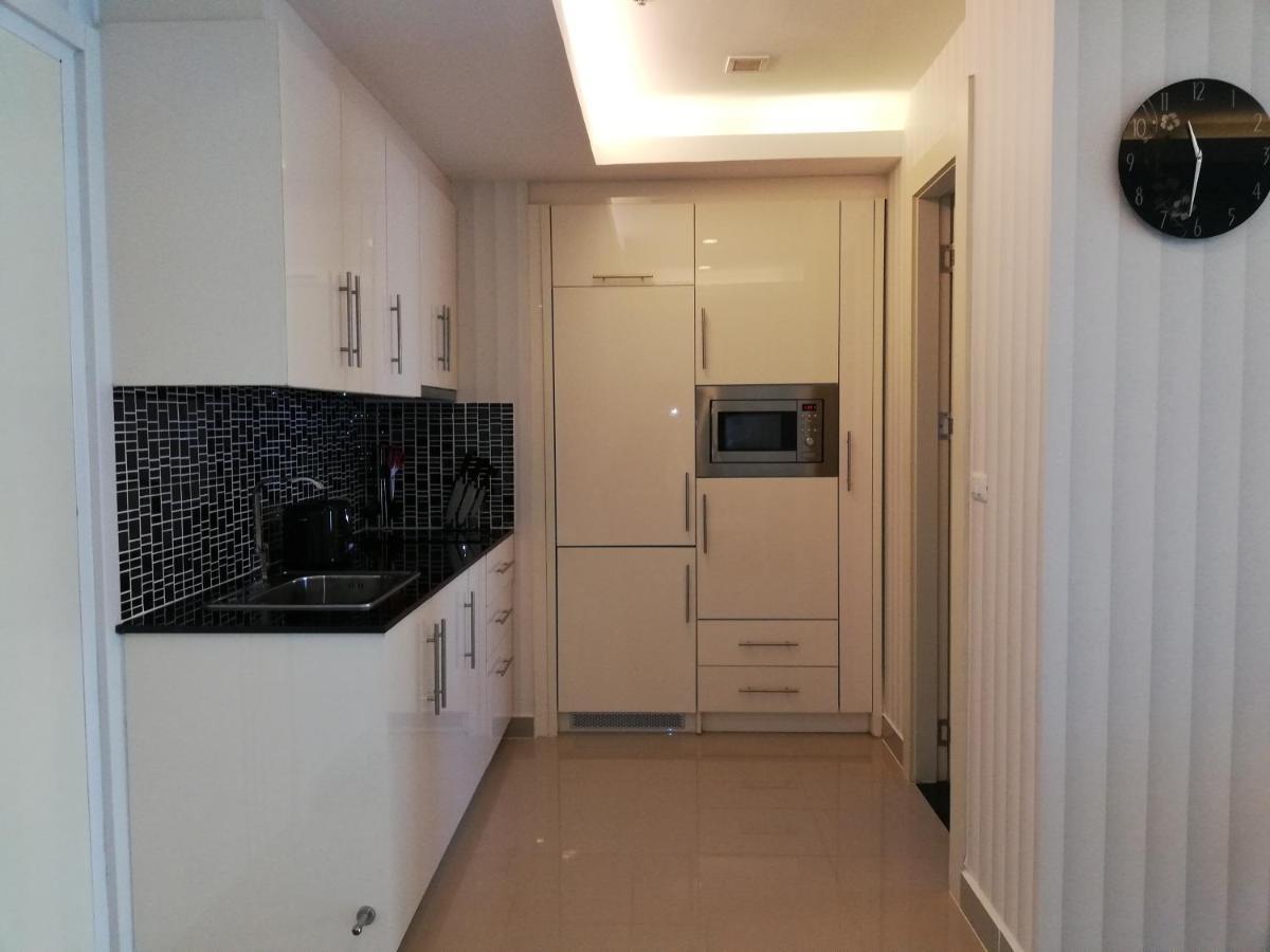 Cosy Beach View Apartments Pattaya Zewnętrze zdjęcie
