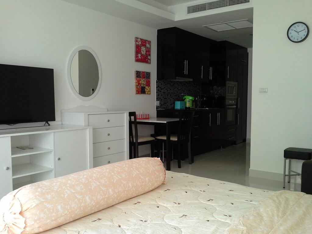 Cosy Beach View Apartments Pattaya Zewnętrze zdjęcie