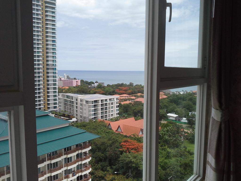 Cosy Beach View Apartments Pattaya Zewnętrze zdjęcie