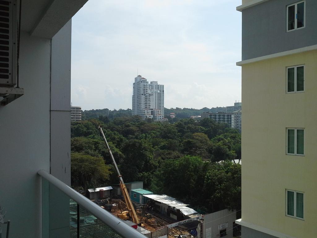 Cosy Beach View Apartments Pattaya Zewnętrze zdjęcie